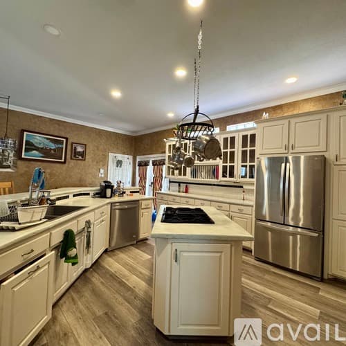 Southlake House: 3210 Jordan Dr