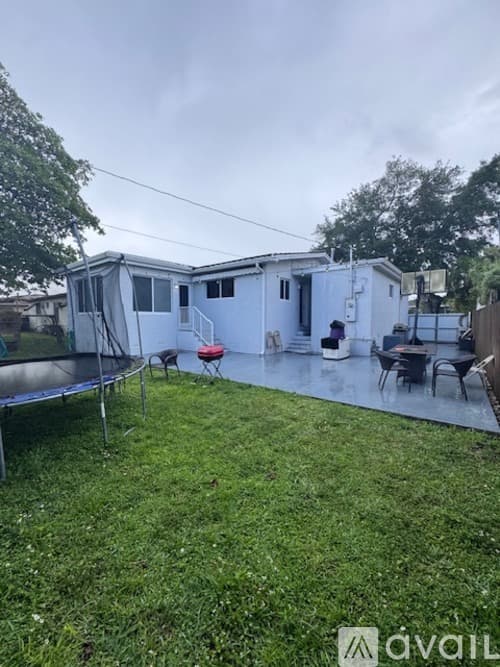 Miami House: 7931 SW 18th Terrace