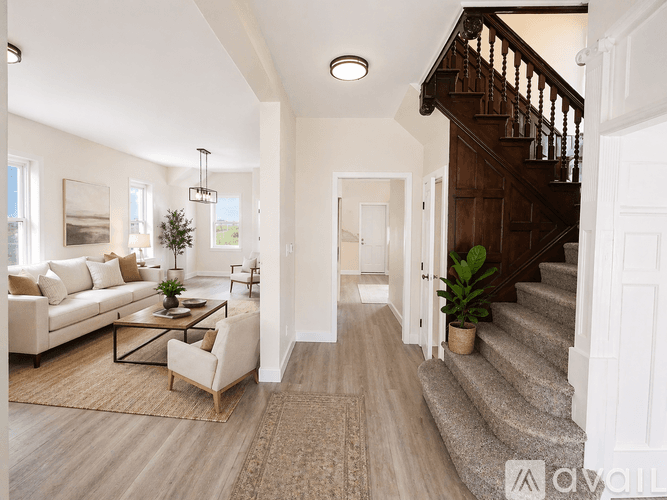 St. Louis House: 4266 Washington St