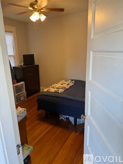 Providence House: 24 Huxley Ave