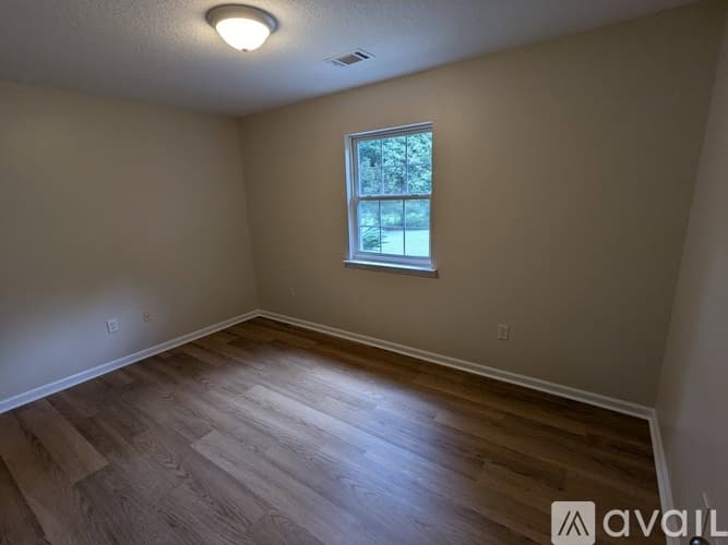 Statesboro House: 250 Cassie Ree Rd
