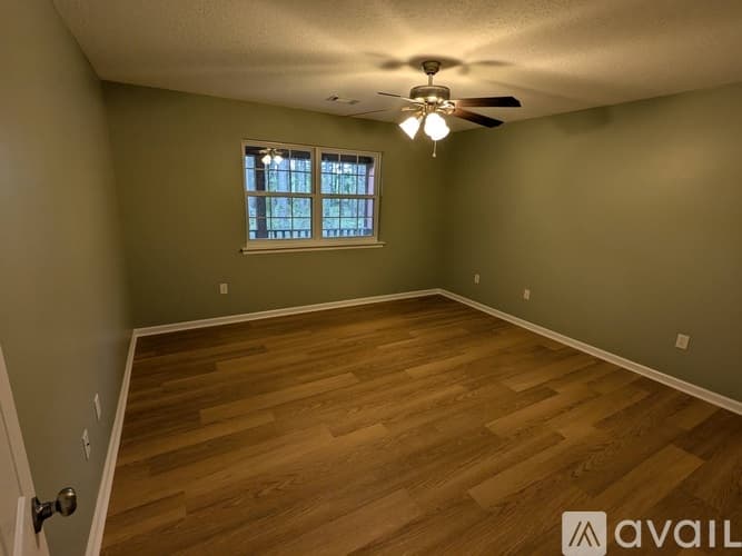 Statesboro House: 250 Cassie Ree Rd