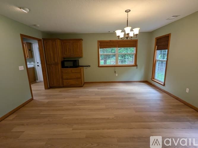 Statesboro House: 250 Cassie Ree Rd