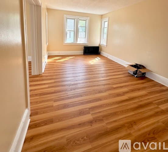 Providence Apartment: 104 Home Avenue
