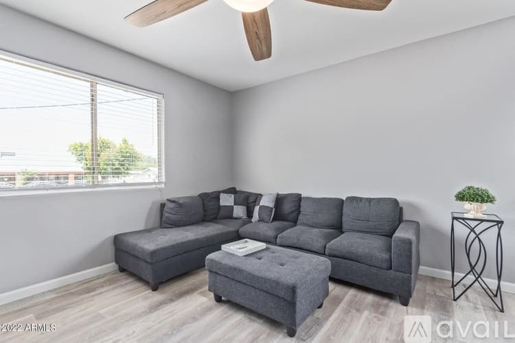 Phoenix House: 2437 East Jones Avenue