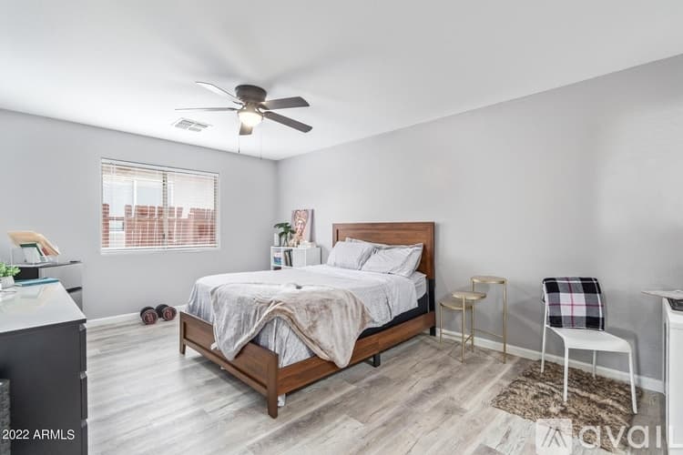 Phoenix House: 2437 East Jones Avenue