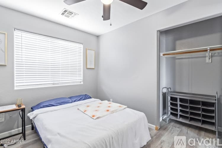 Phoenix House: 2437 East Jones Avenue