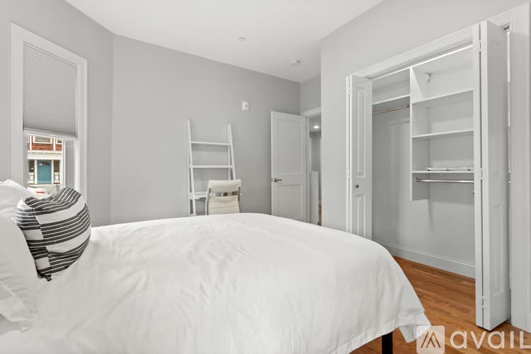 Boston Apartment: 1047 Saratoga St