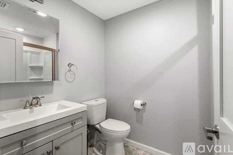 Boston Apartment: 1047 Saratoga St