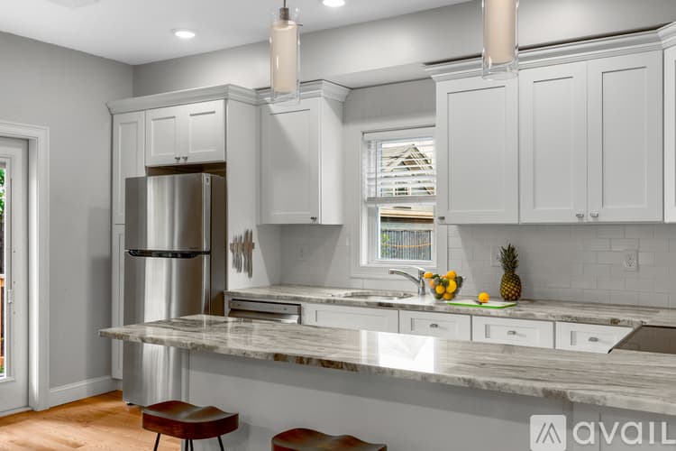 Boston Apartment: 1047 Saratoga St