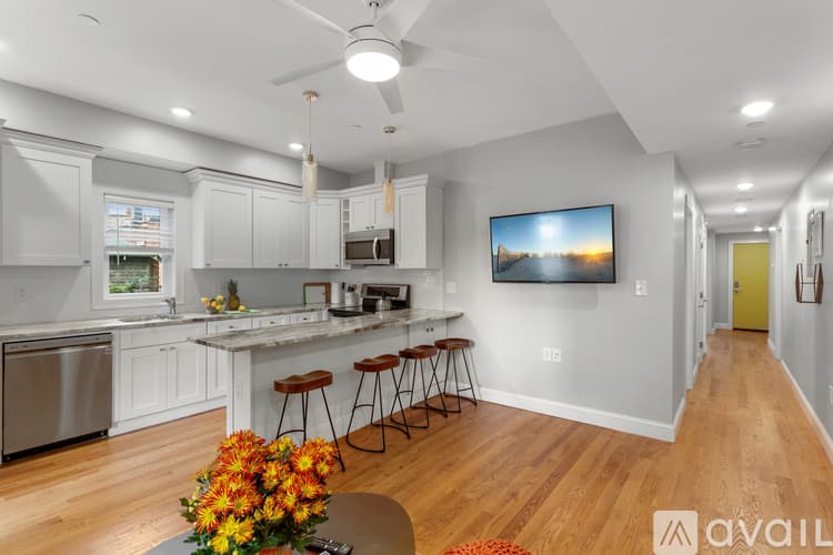 Boston Apartment: 1047 Saratoga St