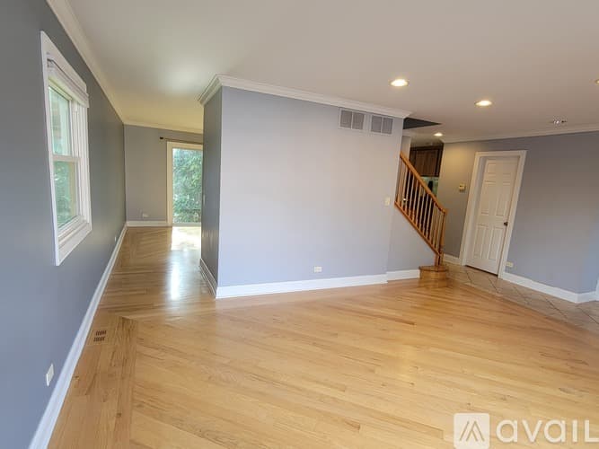 Glenview Townhome: 2116 Rugen Rd