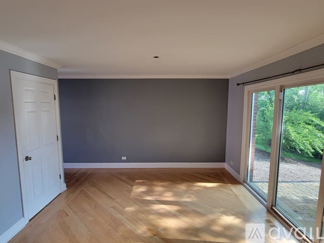 Glenview Townhome: 2116 Rugen Rd