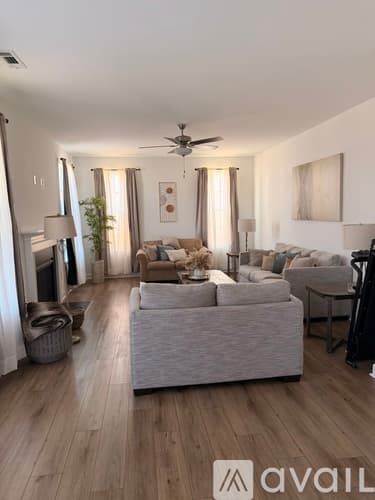 Garner House: 354 Oak Branch Trail