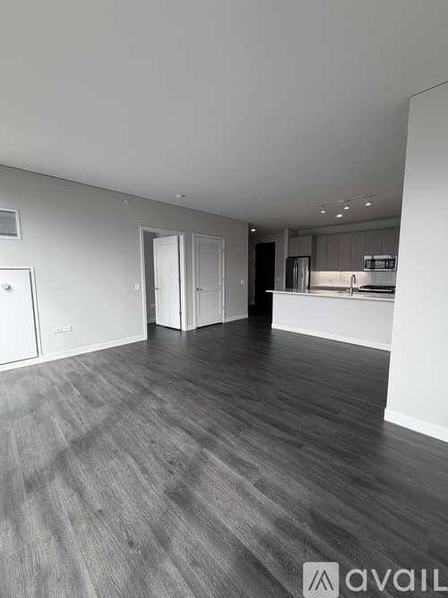 Chicago Apartment: 901 W Adams St