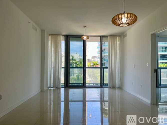 Bay Harbor Islands Apartment: 9940 W Bay Harbor Dr