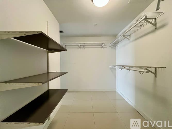 Bay Harbor Islands Apartment: 9940 W Bay Harbor Dr