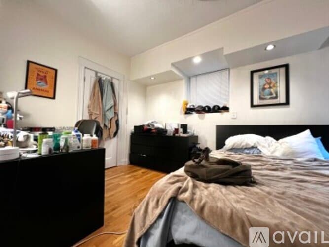 Boston Apartment: 48 Englewood Ave