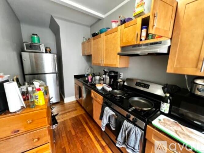 Boston Apartment: 48 Englewood Ave