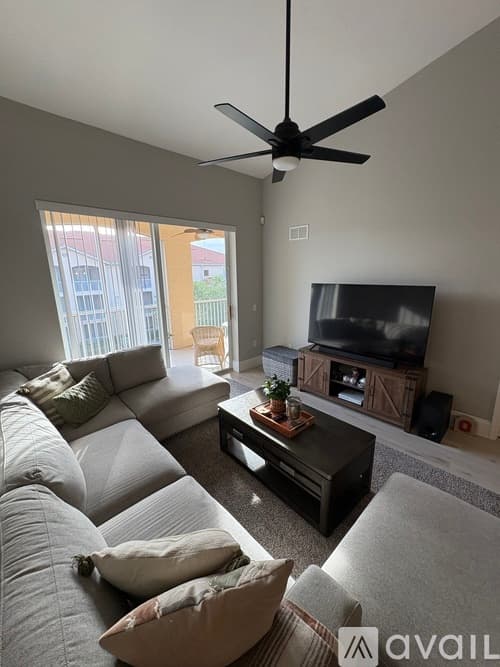 Fort Myers Condo: 9015 Colby Drive