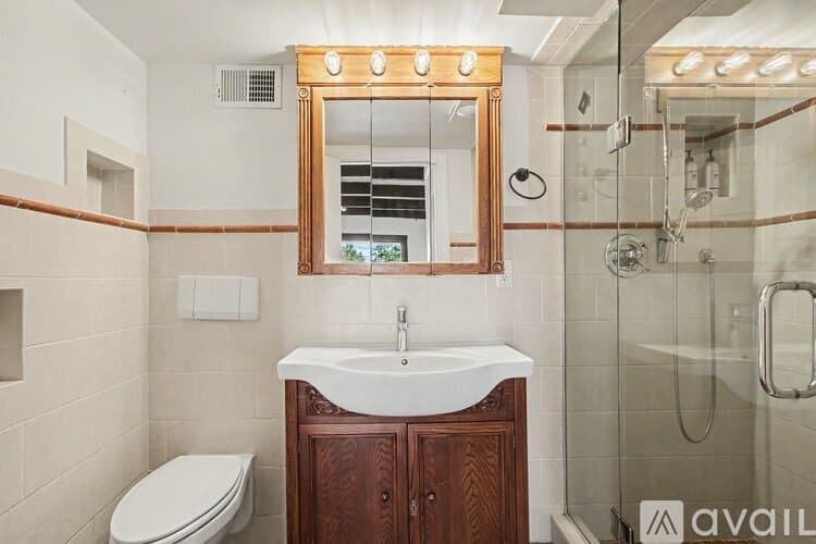 Ogden Dunes House: 31 Shore Drive