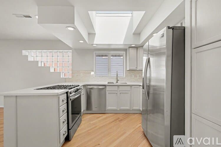 Ogden Dunes House: 31 Shore Drive
