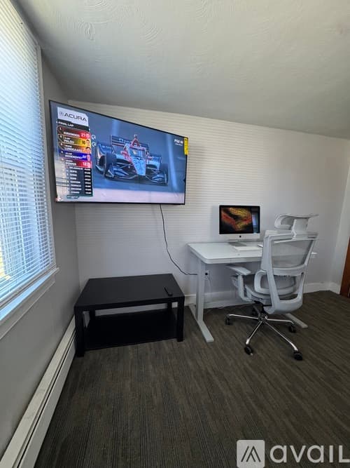 New Britain Apartment: 237 Rocky Hill Avenue