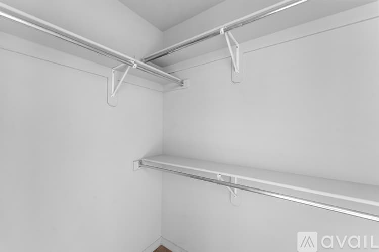 Siloam Springs Apartment: 1908 Azlin Pl