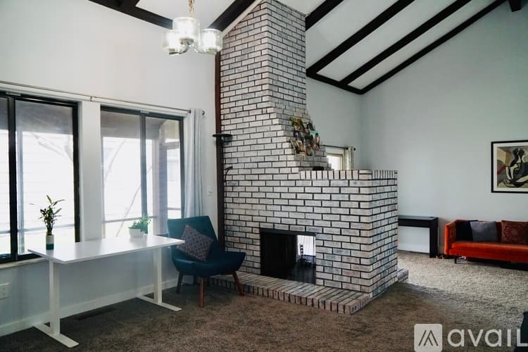 Normal House: 1303 Kingsridge Court