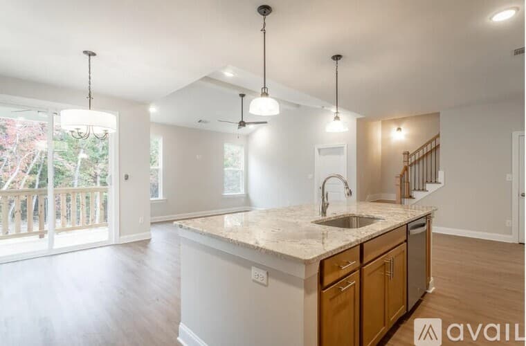 Ooltewah House: 7019 Mercedes Ln