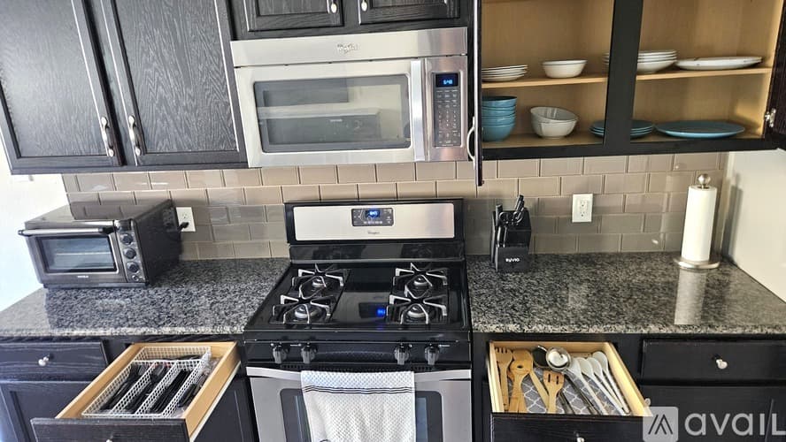Cedar Park Townhome: 1900 Little Elm Trail