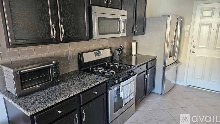 Cedar Park Townhome: 1900 Little Elm Trail