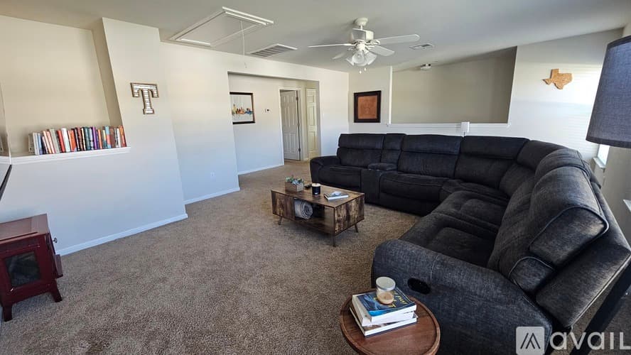 Cedar Park Townhome: 1900 Little Elm Trail