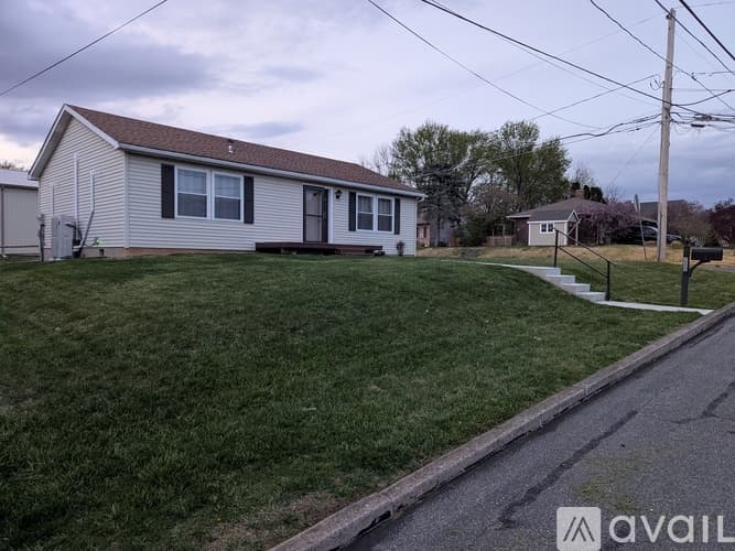 Catasauqua House: 280 Pennsylvania Avenue