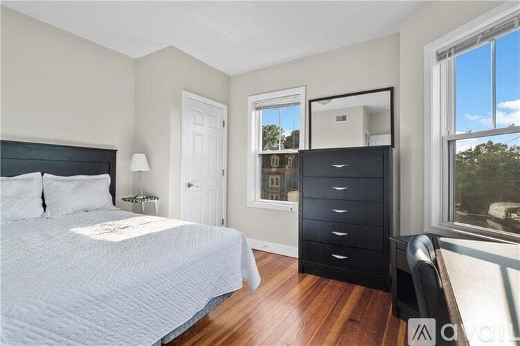 Providence Apartment: 173 Prospect St