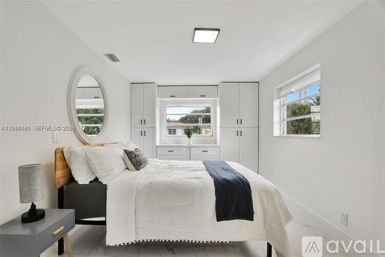 Pompano Beach House: 1220 NE 8th St