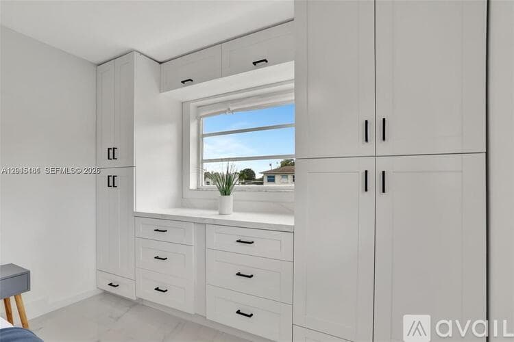 Pompano Beach House: 1220 NE 8th St