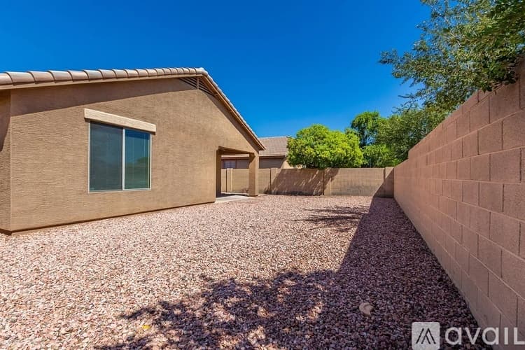 Tolleson House: 10213 W Cordes Rd