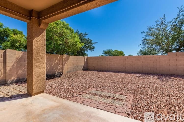 Tolleson House: 10213 W Cordes Rd