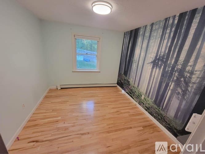 Middleborough Apartment: 78 Plympton Street
