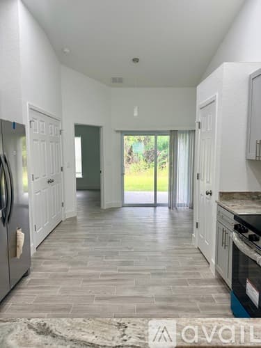 Lehigh Acres House: 4753 26th St SW