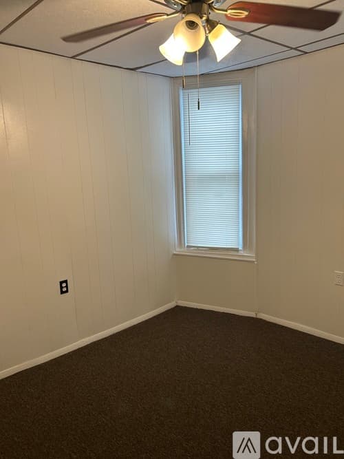 Philadelphia Apartment: 5447 Sansom St