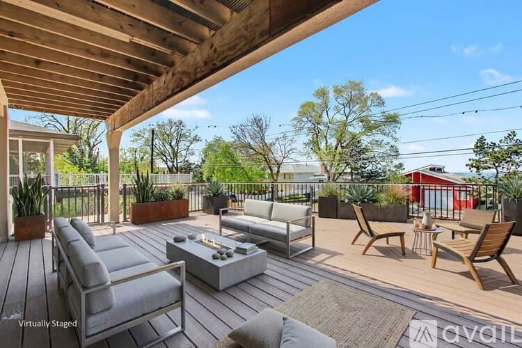 Ogden Dunes House: 31 Shore Drive