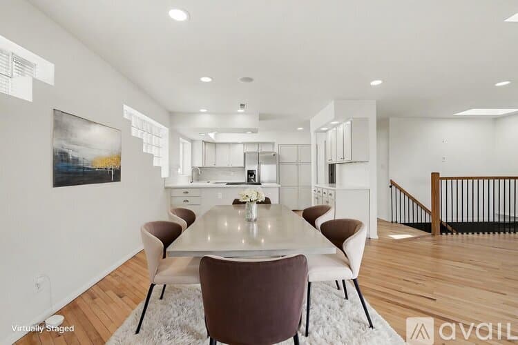Ogden Dunes House: 31 Shore Drive