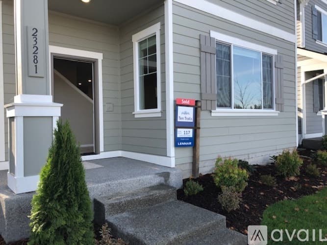 Black Diamond House: 23281 Southeast Fir Street