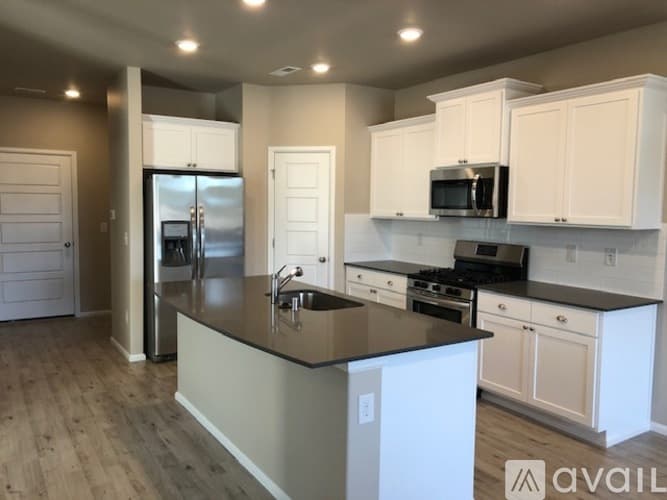 Black Diamond House: 23281 Southeast Fir Street