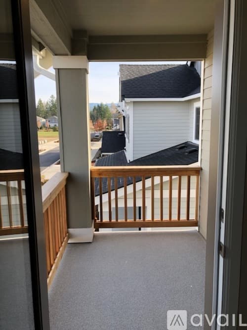 Black Diamond House: 23281 Southeast Fir Street