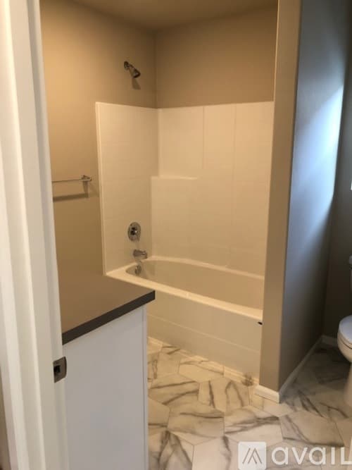 Black Diamond House: 23281 Southeast Fir Street