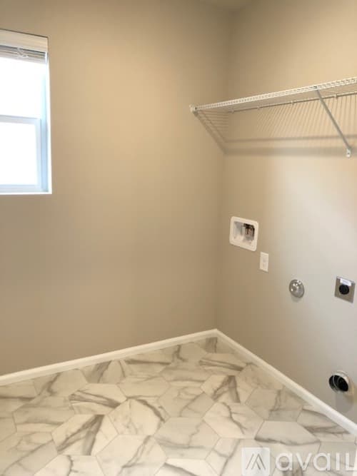 Black Diamond House: 23281 Southeast Fir Street