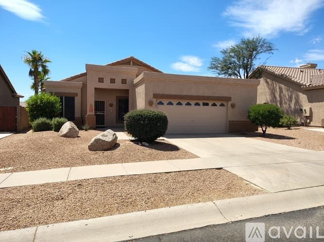 Mesa House: 2348 N Malachite